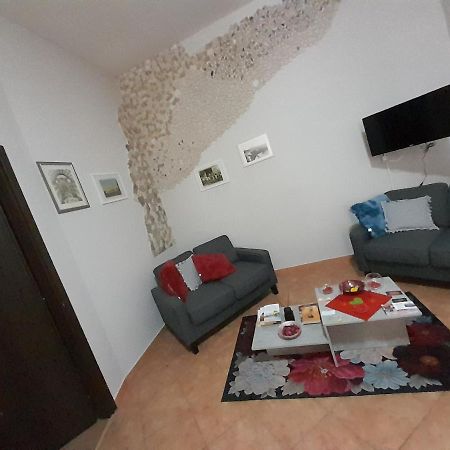 Dimora Donna Carmela Apartment Napoli Exterior foto