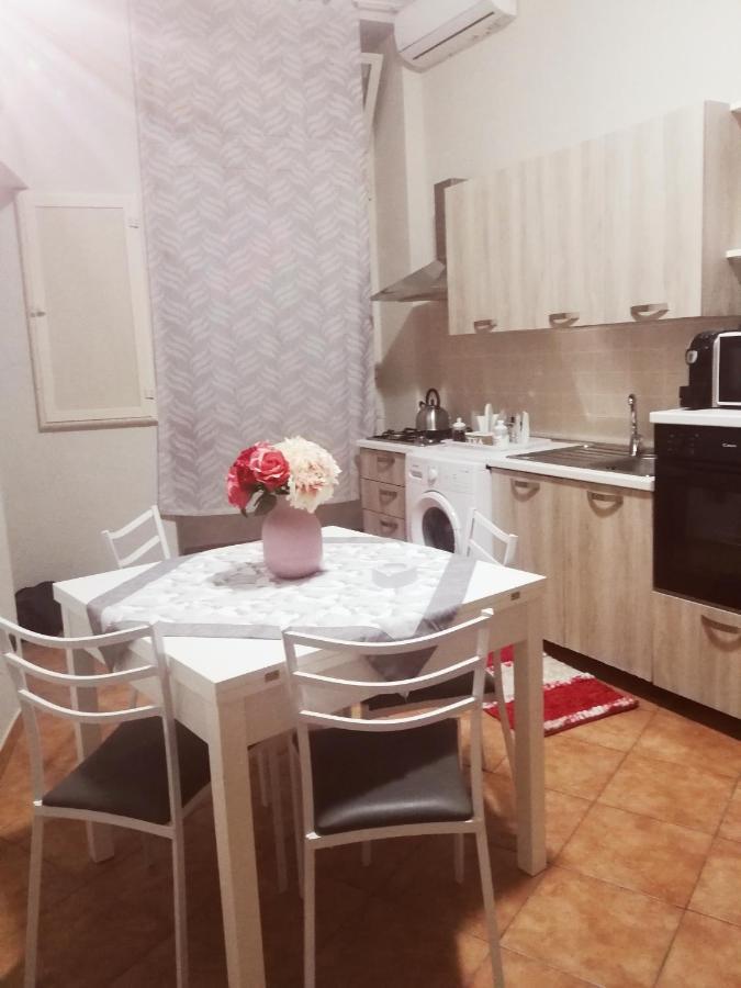 Dimora Donna Carmela Apartment Napoli Exterior foto
