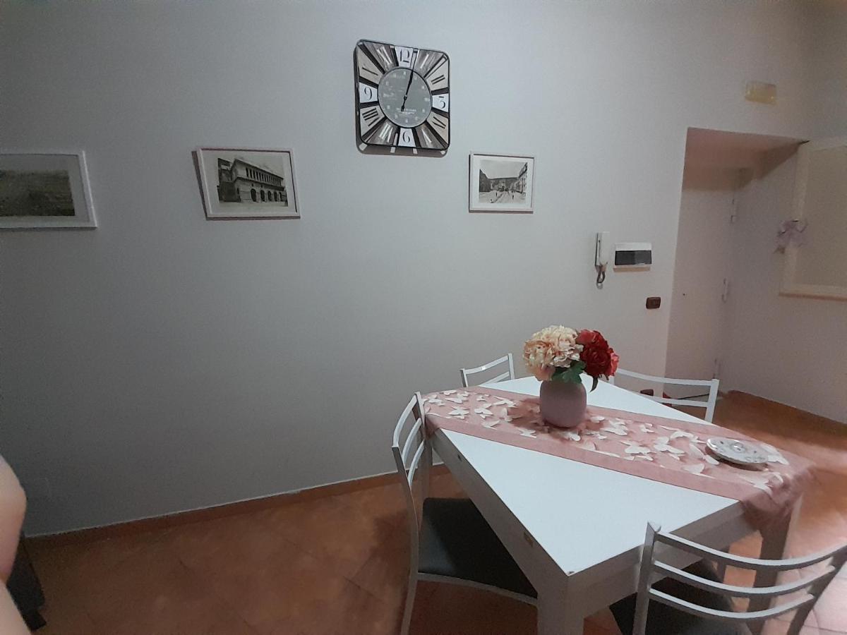 Dimora Donna Carmela Apartment Napoli Exterior foto